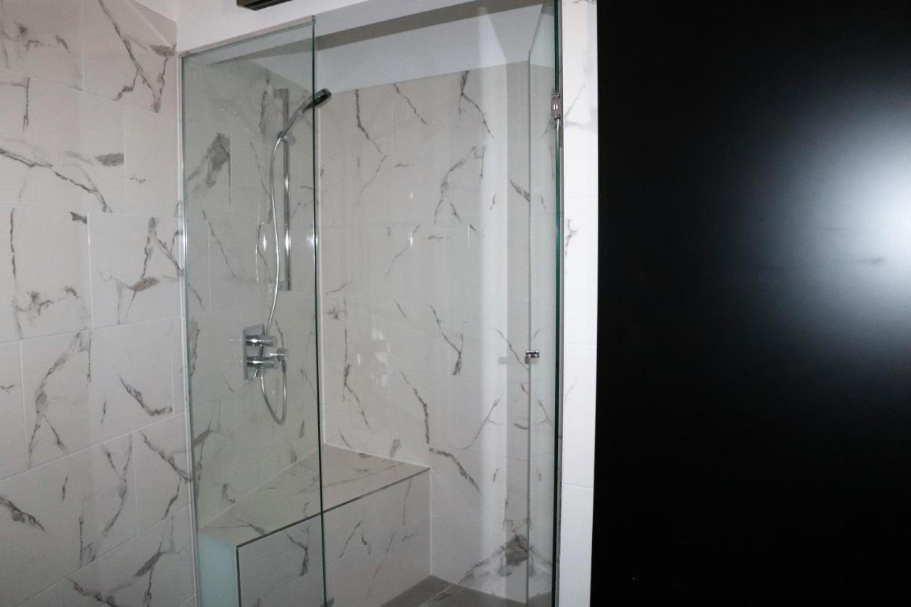 Komfortfertige Wohnungen Freihof Vienna Luaran gambar